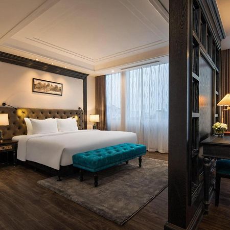 Adventure Hotel Хошимин Екстериор снимка