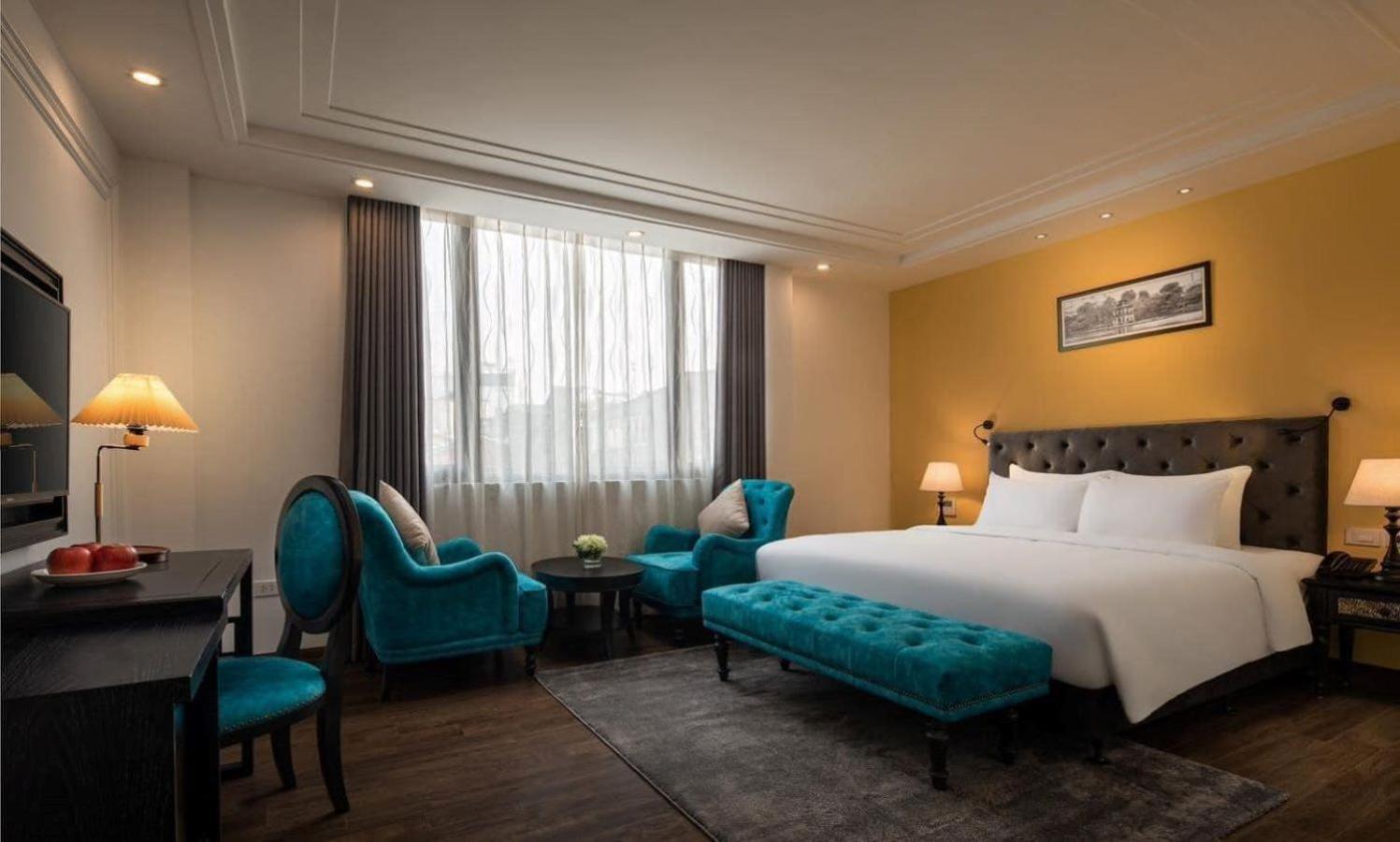 Adventure Hotel Хошимин Екстериор снимка