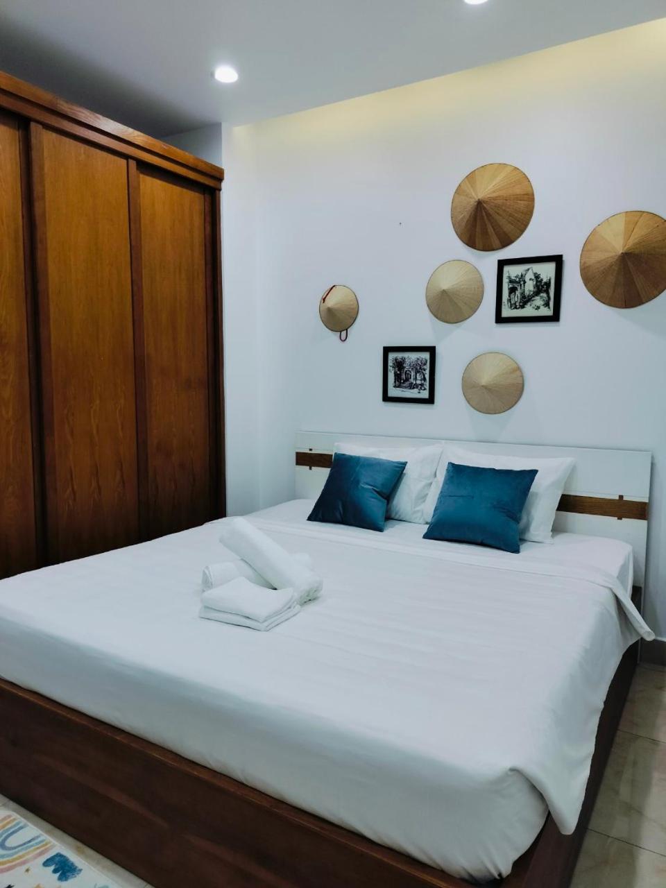 Adventure Hotel Хошимин Екстериор снимка